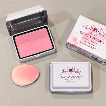 Rubor de niebla suave con forma de corazón francés, baja saturación, puro deseo, maquillaje coreano, maquillaje, rouge, maquillaje