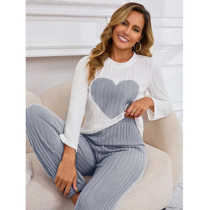 Conjunto de pijama cálido de otoño e invierno para mujer, conjunto bonito informal y cómodo con estampado en forma de corazón, ropa para el hogar, nuevo estilo