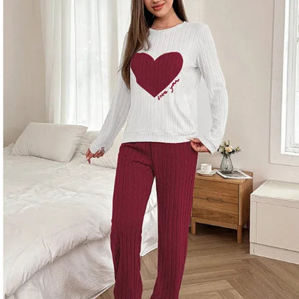 Conjunto de pijama cálido de otoño e invierno para mujer, conjunto bonito informal y cómodo con estampado en forma de corazón, ropa para el hogar, nuevo estilo