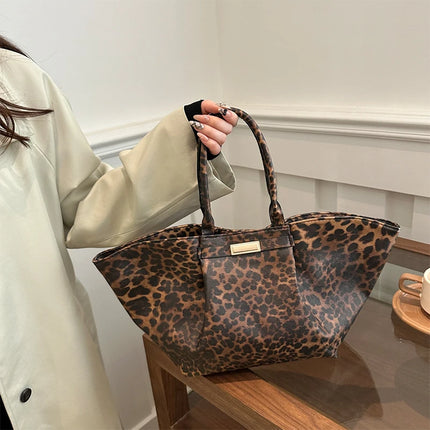 Bolso de mano con alas de leopardo para mujer, bolsa grande de hombro con axila de lujo, tendencia de gran capacidad, ocio, desplazamientos, 2025
