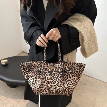Bolso de mano con alas de leopardo para mujer, bolsa grande de hombro con axila de lujo, tendencia de gran capacidad, ocio, desplazamientos, 2025