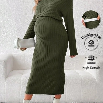 Un conjunto de dos piezas de suéter de cuello redondo de punto de color sólido y cintura alta para mujeres embarazadas