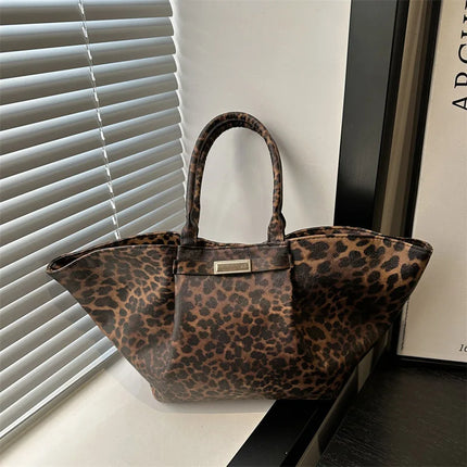 Bolso de mano con alas de leopardo para mujer, bolsa grande de hombro con axila de lujo, tendencia de gran capacidad, ocio, desplazamientos, 2025