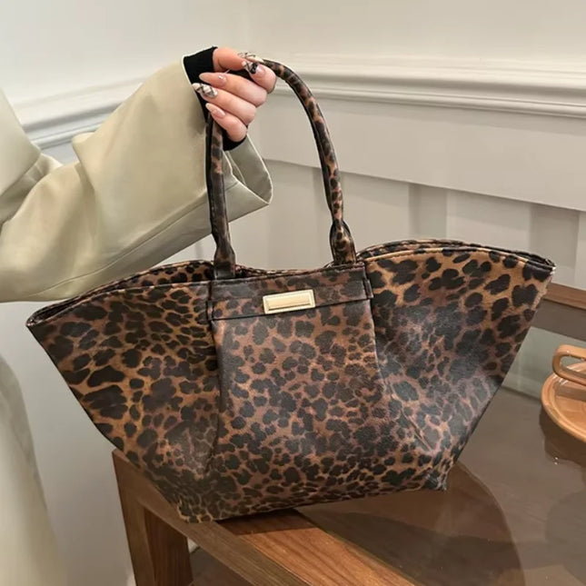 Bolso de mano con alas de leopardo para mujer, bolsa grande de hombro con axila de lujo, tendencia de gran capacidad, ocio, desplazamientos, 2025